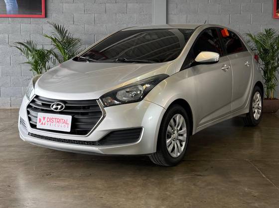 HYUNDAI HB20 1.0 COMFORT 12V FLEX 4P MANUAL